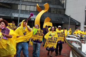 Office Cleaners Rally For Good Jobs, Strong Communities