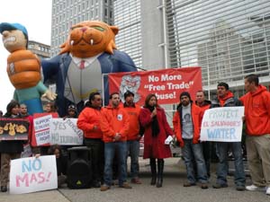 Protesters Smell a Toxic Rat at World Bank